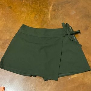 Boutique Skort